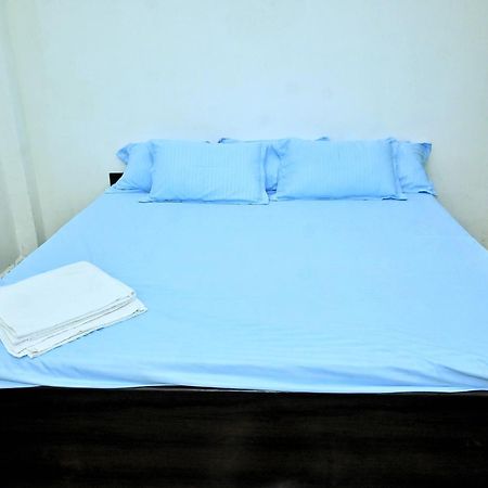 Pitambara Dham Hotel Vrindávan Kültér fotó