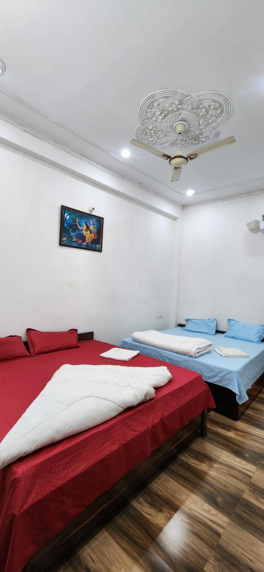 Pitambara Dham Hotel Vrindávan Kültér fotó